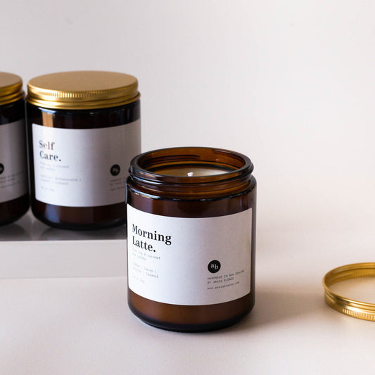 Akaia Blend candles